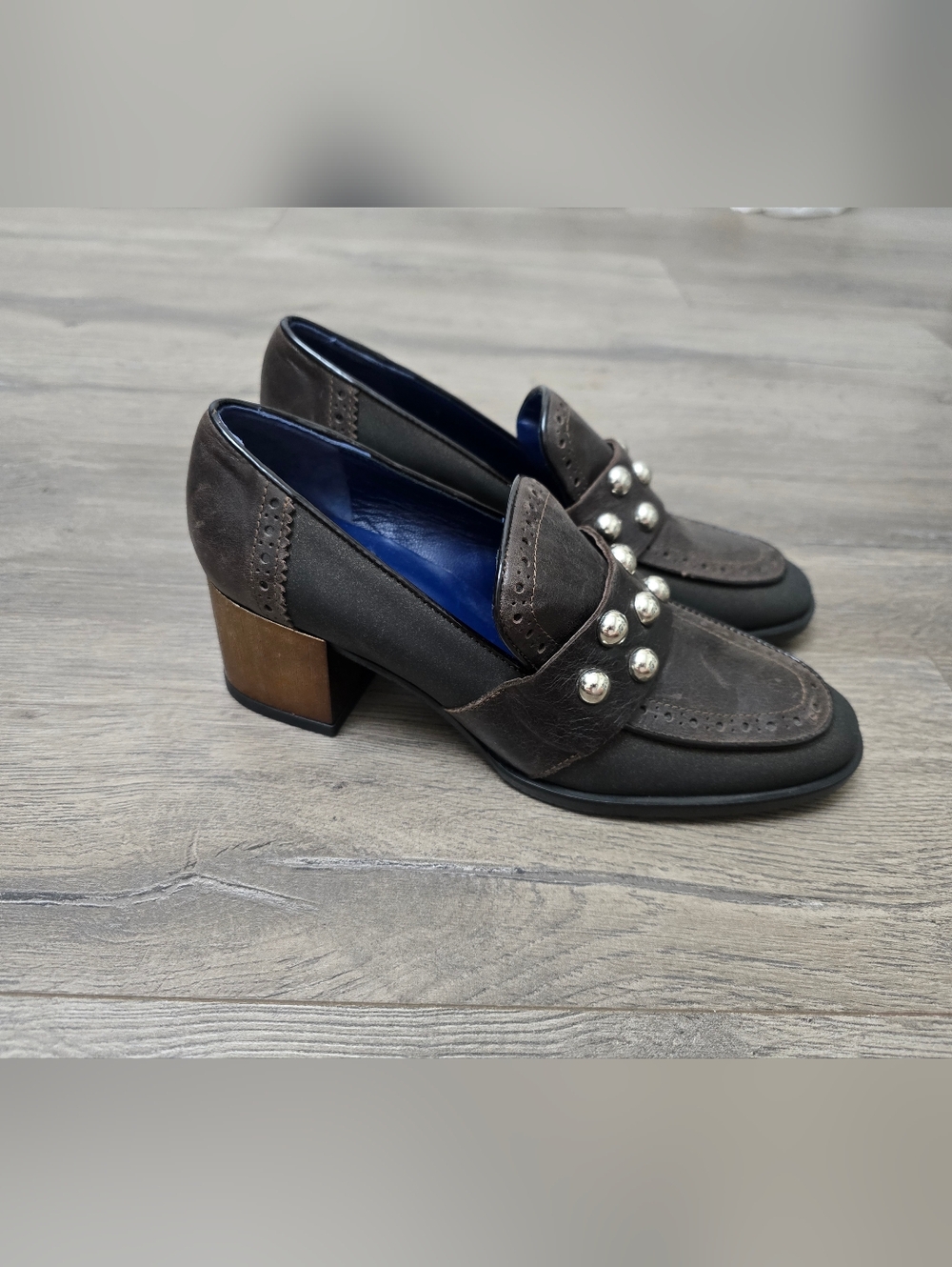 Valentina Rangoni Made In Italy Leather Studs Square Heel Loafer Pump Size 6